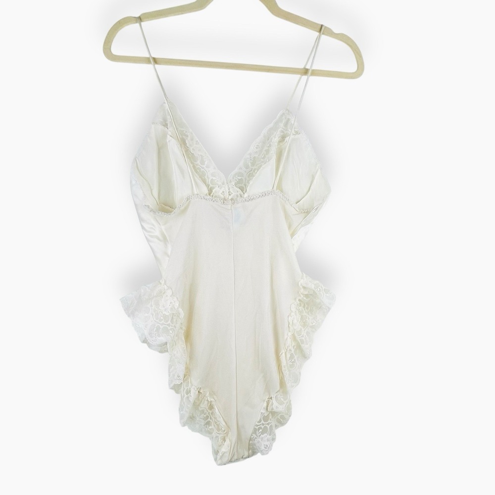 Vintage Shirley of Hollywood Ivory Bodysuit Off White Lace Lingerie Teddy Bridal - Picture 3 of 8